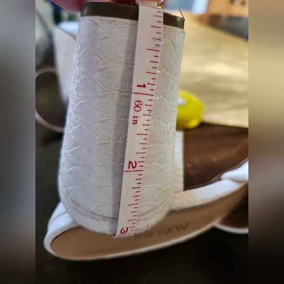 White, high-heeled mules - Picture 7 of 7